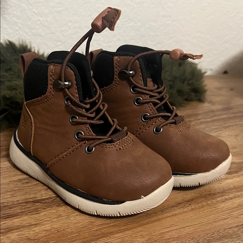 London Fog Tan Kids Boots